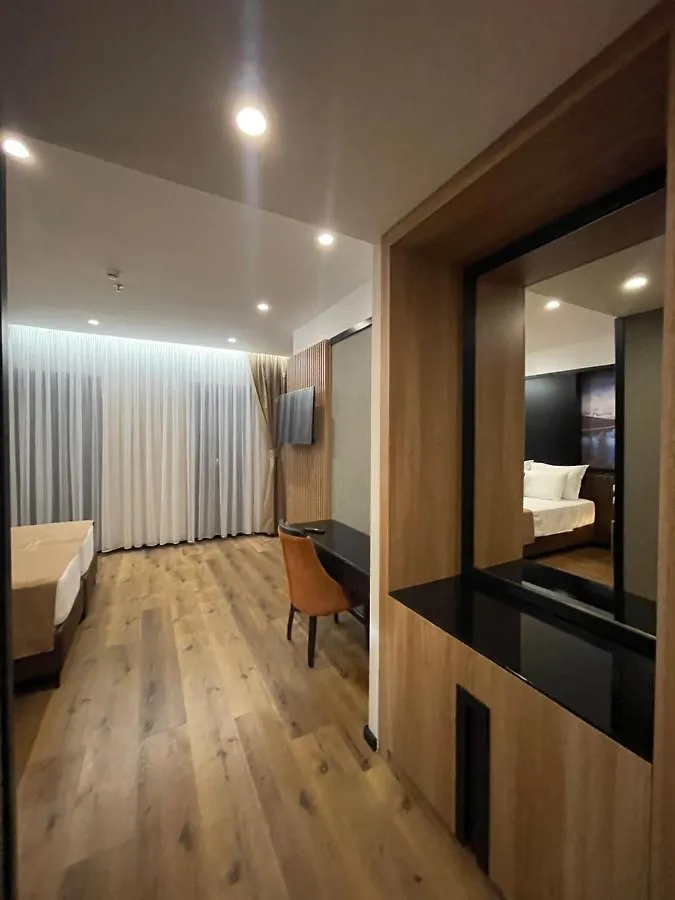 Deluxe Resort And Spa Koplik 0*,